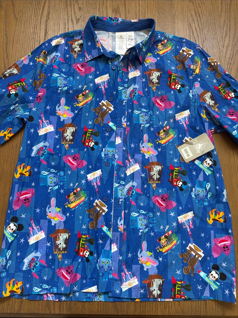 NWT Disney x Joey Chou Men’s Button Up Shirt Size L